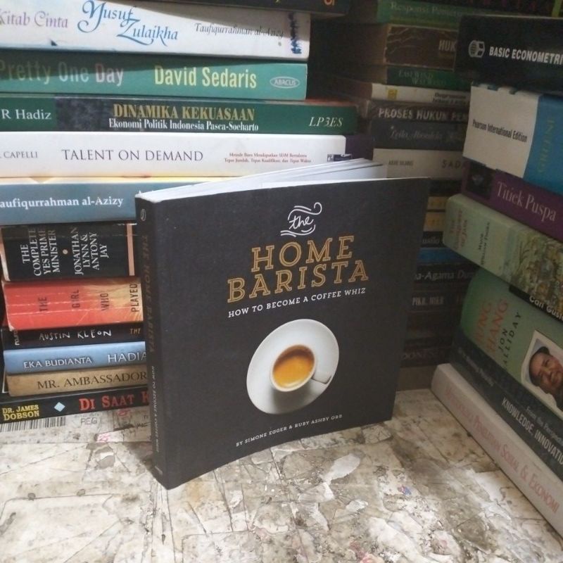 หนังสือนําเข้า THE HOME BARISTA วิธีกลายเป็นกาแฟ Whiz โดย Simone Egger