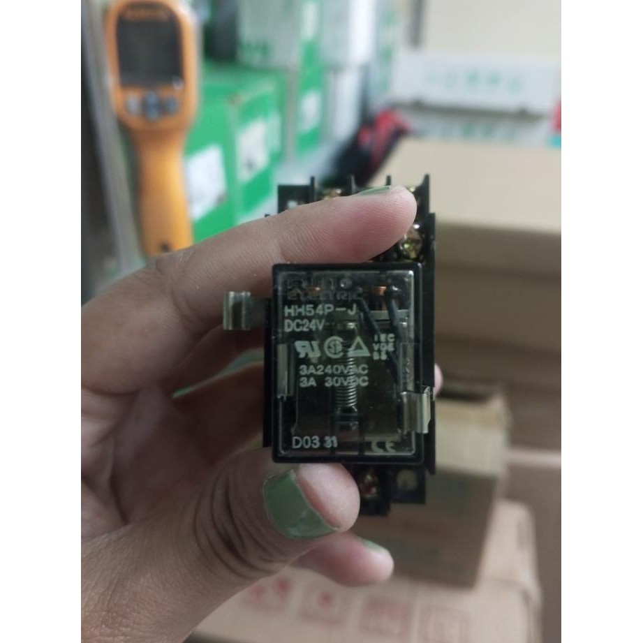 รีเลย์ไฟฟ้า Fuji Hh54P-J 24V Dc Hh54P J รวมซ็อกเก็ตล่าสุด
