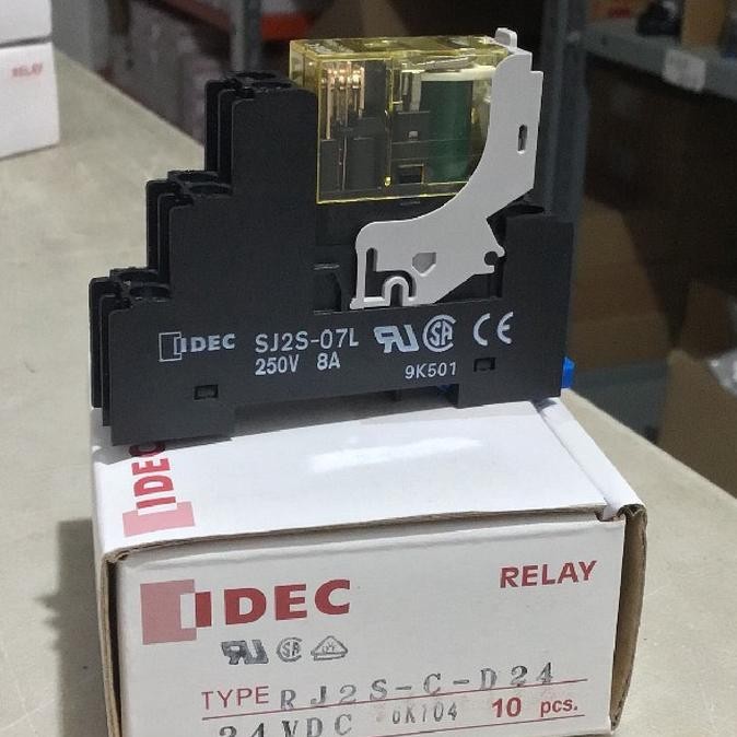 Slim Power Relay 2 Pole 24Vdc Idec Rj2S-C-D24 จัดส่งฟรี