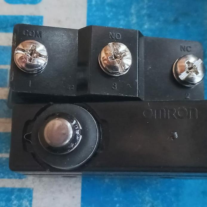 Ready Limit Switch Omron Z-15Gd55-B Z-15Gd-B Z 15Gd55 Z 15Gd B จัดส่งฟรี