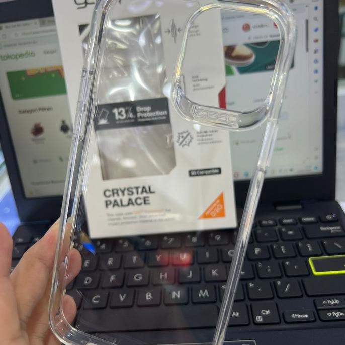 เคส IPhone 15 Pro Max / 15 Pro Gear4 Crystal Palace snap Clear Case