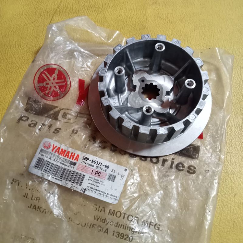 เรือนคลัทช์ Yamaha scorpio Z ของแท้ 4 ขา YGP 5BP-E6371-00