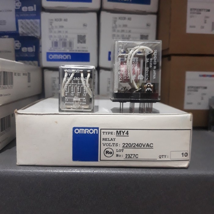 รีเลย์ Omron My4 220Vac/240Vac