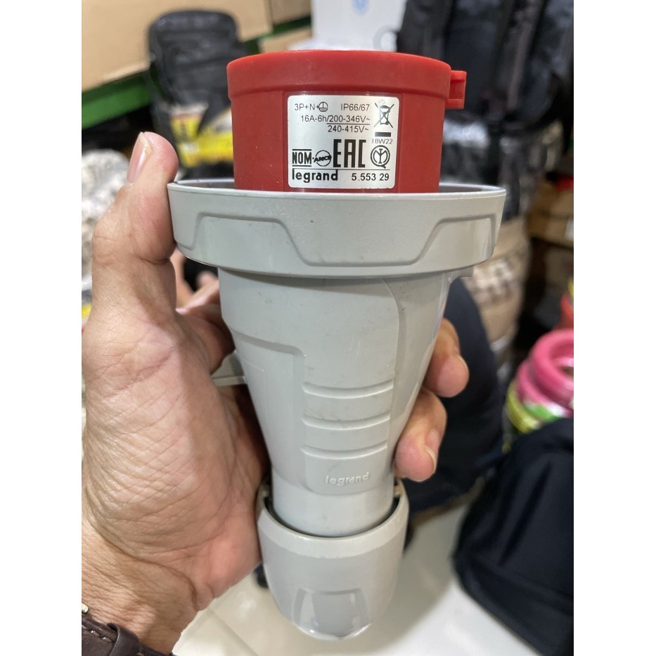 ปลั๊ก MANTAP legrand 32a 5 ขา 5 554 39