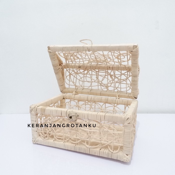 HARTA KARUN RATTAN BASKET 30X20X12