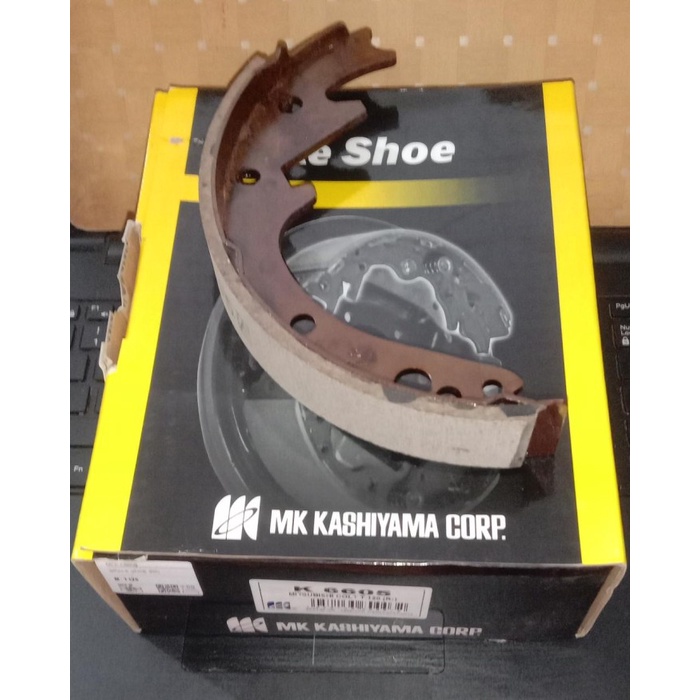 ผ้าเบรค RR T120 MK Kashiyama - ผ้าเบรคหลัง MKK.K6605