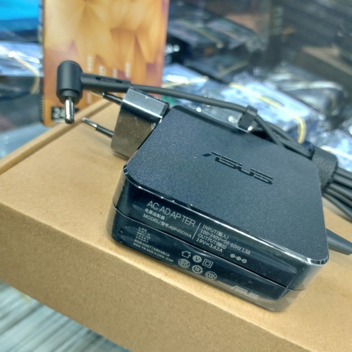 อะแดปเตอร์ชาร์จแล็ปท็อป Asus Vivobook 15 K513E K513Ea K513 65W ของแท้
