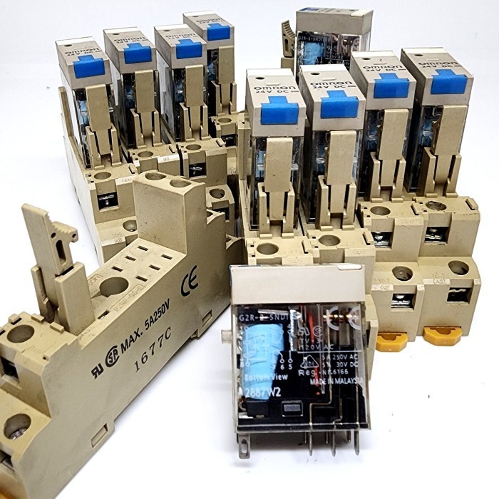 สําหรับรีเลย์ Omron G2R-2-Snd1(S) 24V Dc + ซ็อกเก็ต