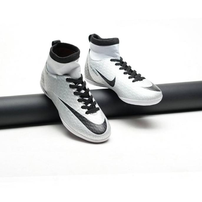 Nike Mercurial Cr7 รองเท้าฟุตซอล สีดํา สีเงิน สําหรับเด็ก