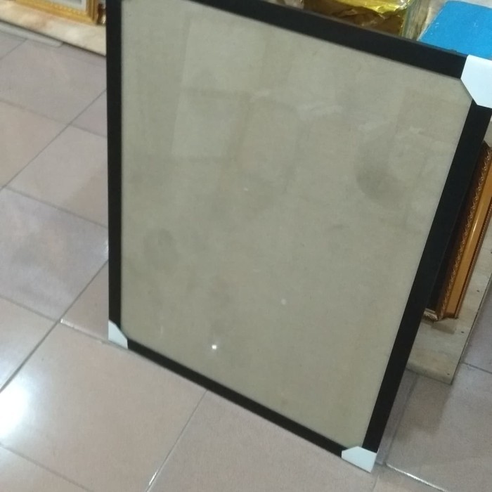 กรอบ/กรอบรุ่นใหม่ล่าสุด ขนาด 50X70 (ไม่มีกระจก) +Mdf