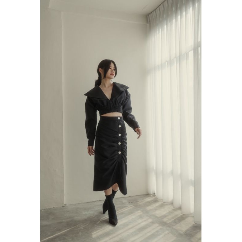 CALIN---ASSYMETRICAL MIDI SHEL BUTTON SKIRT (CL-SK 88)