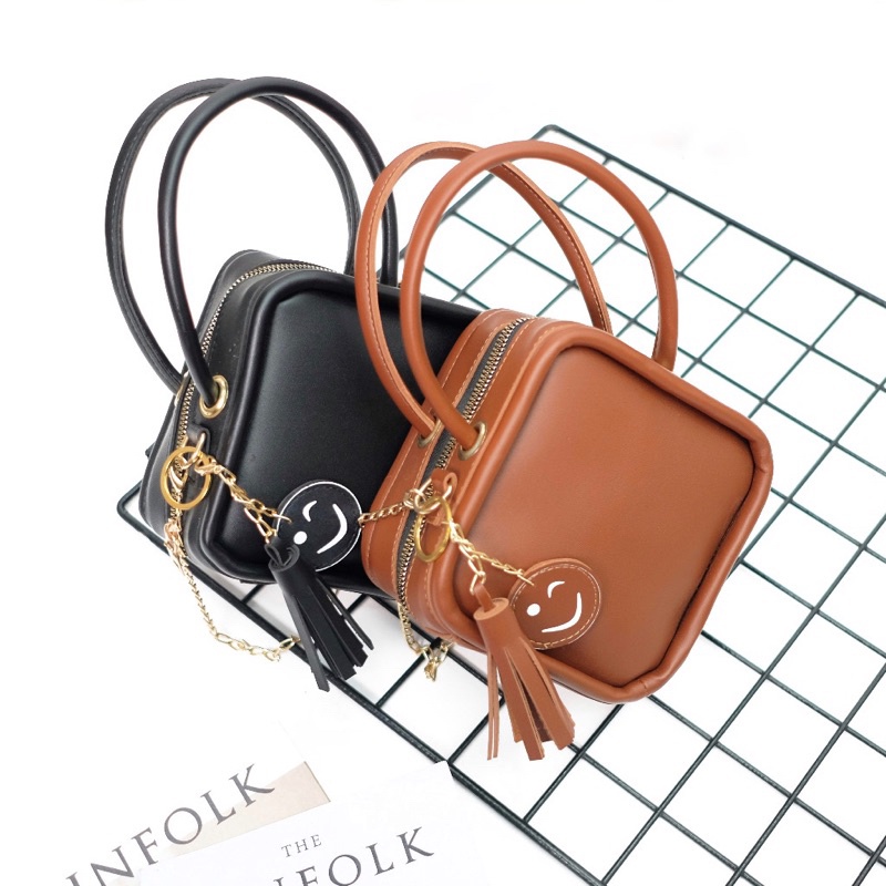 CHIKO BAGS Womens BAGS Sling BAGS