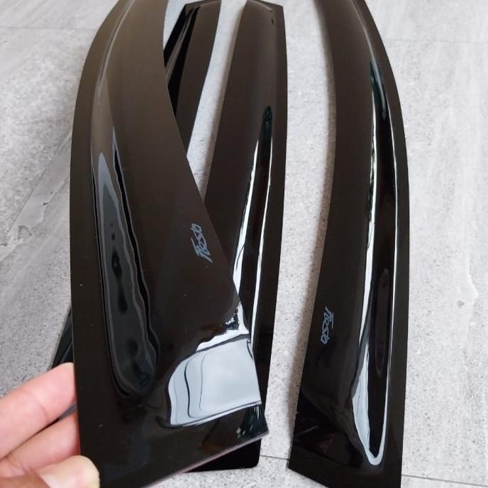 รางน้ํารถยนต์ Ford fiesta slim SS