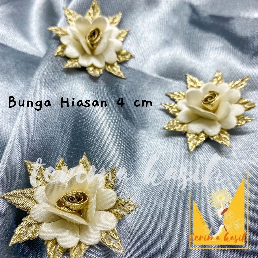 DECORATIVE FLOWERS 002 GOLD SILVER 4 CM BGKS