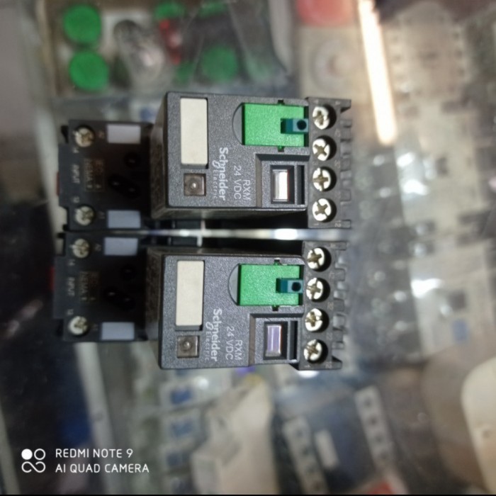 ใหม่ Schneider Rxm4Ab2Bd 24Vdc รีเลย์ + ซ็อกเก็ต Rxze2M114M ราคาพิเศษ