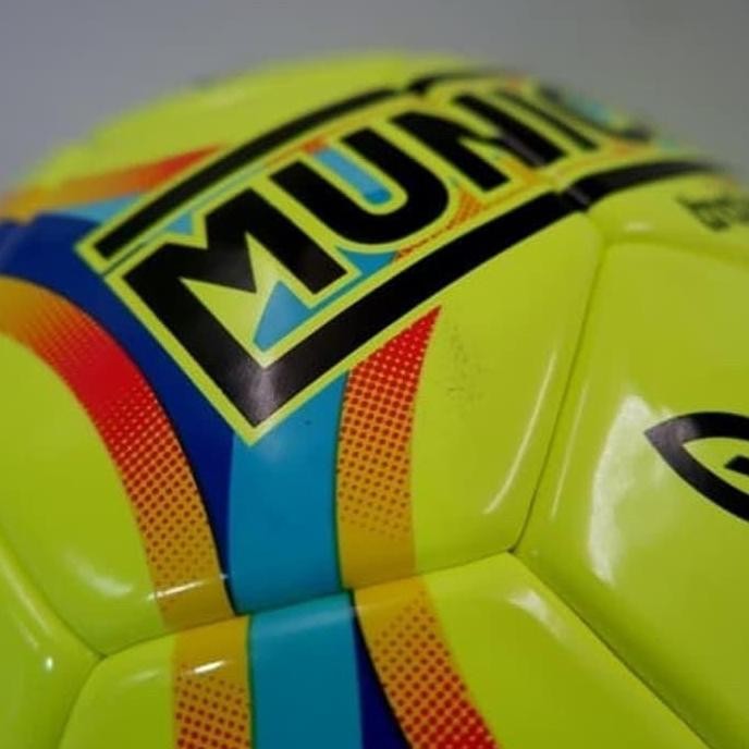 Stabilo Thermal Bonded Trainer F Munich Futsal Ball + วาล์วสุทธิเดิม