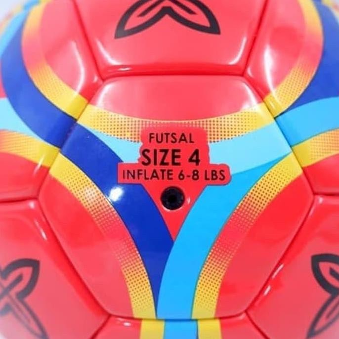 Munich Thermal Trainer Red Futsal Ball + วาล์วสุทธิเดิม