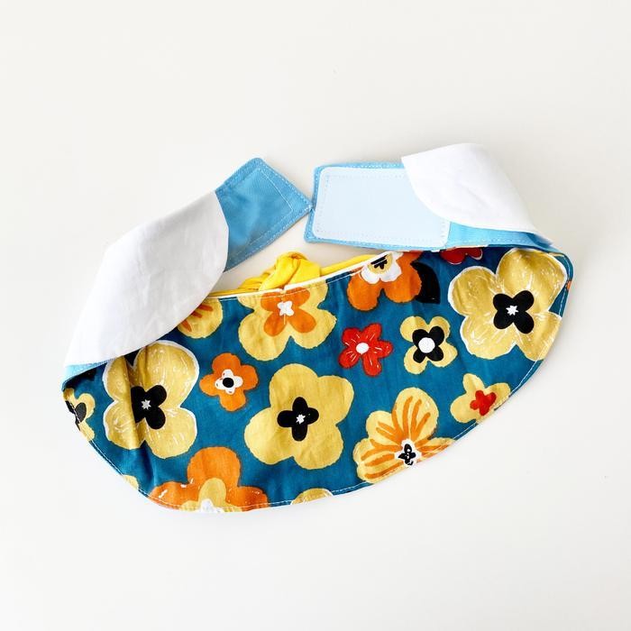 Woofidoo Himawari School Pet Bib Dog Cat Cape Collar Poop Bag Dog Cat Clothes