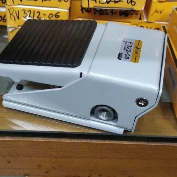 เท้าวาล์วเท้าเหยียบวาล์ว Emc ประเภท F322-08 1/4 "3/2 Way Emc