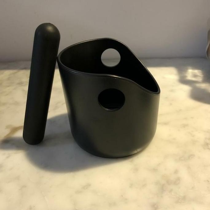 โต๊ะพลาสติกกล่องเคาะ - Knockbox Coffee Kopi Rok Presso Non Slip