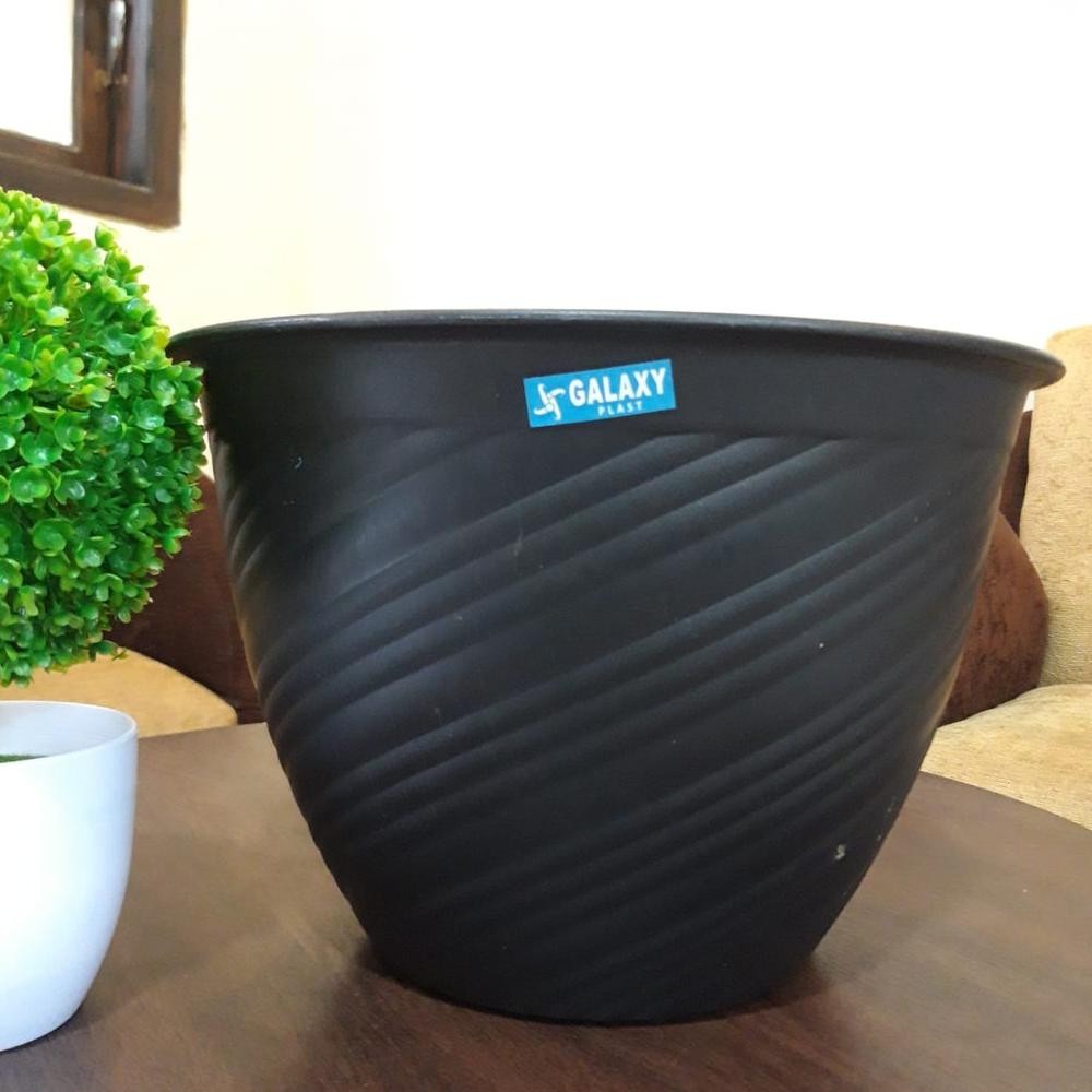 Wasp Pot 30 White Jars / Tulip Pot 30 / Thread Motif Pot 30 Cm Throut Indonesia Stock