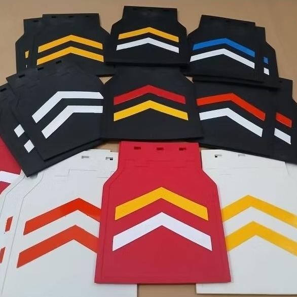 MERAH DB73 >> Mud Carpet Pickup box Sersan Seret Cepet splash protector Spackbord Wheel Lis Blue Whi