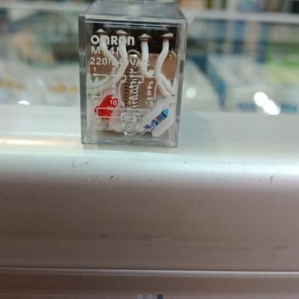 รีเลย์ Omron My4N 220Vac + ซ็อกเก็ต