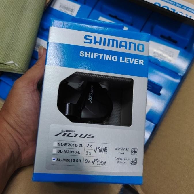 Shifter 9 speed Altus M2010 Shimano เดิมขวาเท่านั้น พร้อมกล่อง