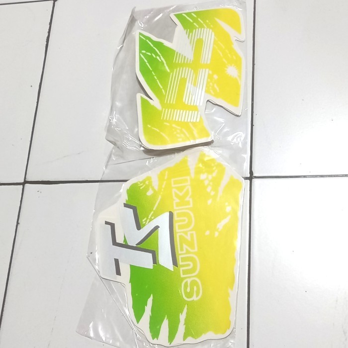 HIJAU Striping 1993-1994 Er Ts125 Striping Er สีเขียวสีเหลือง Ts125 Striping Er Ts125 Body สติกเกอร์