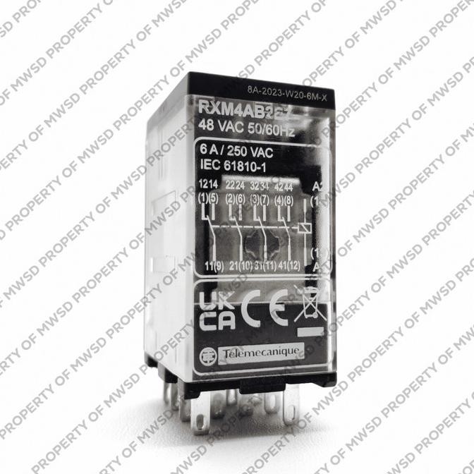 SCHNEIDER RELAY PLUG ใน 4CO 6A พร้อม LED 48 VAC RXM4AB2E7