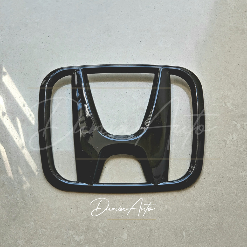 Honda CRV Turbo 2017 Deep Black Glossy Logo Emblem - UP Front