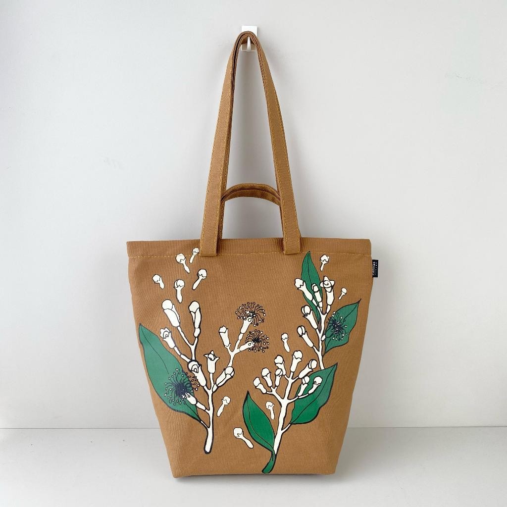 โตเกียวกระเป๋า Clove Mocca Canvas Living