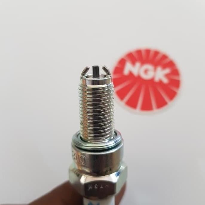 หัวเทียนมอเตอร์ไซค์ NGK CR8EK