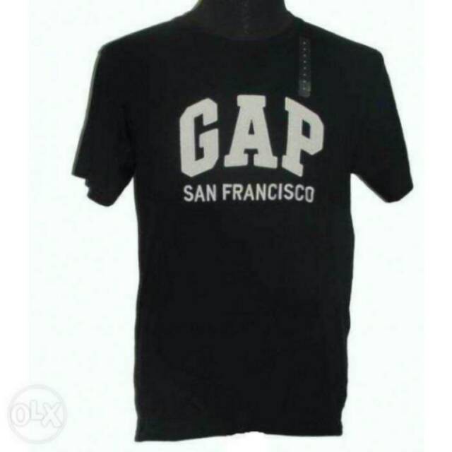 เสื้อยืดผู้ชาย Gap**