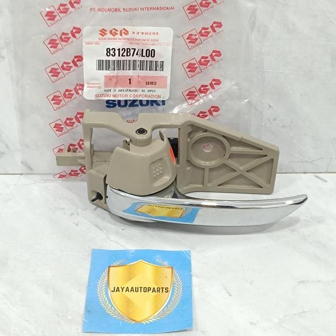 มือจับประตูด้านในซ้ายเดิมสําหรับ Suzuki Ertiga 83120B74L00