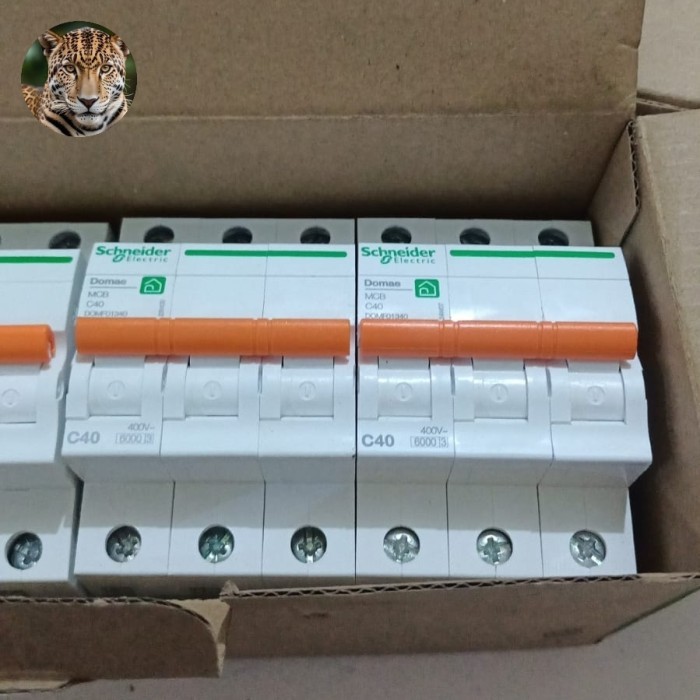 Mcb 3P 40A Domae Schneider ต้นฉบับใหม่ / Mcb Domae 3P 40A Schneider ต้นฉบับ