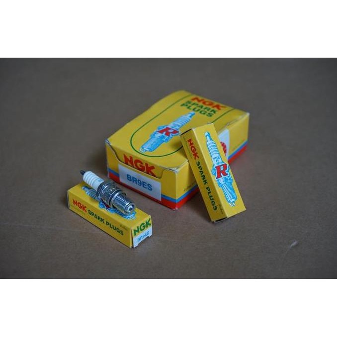 NGK BR9ES SPARK PLUG