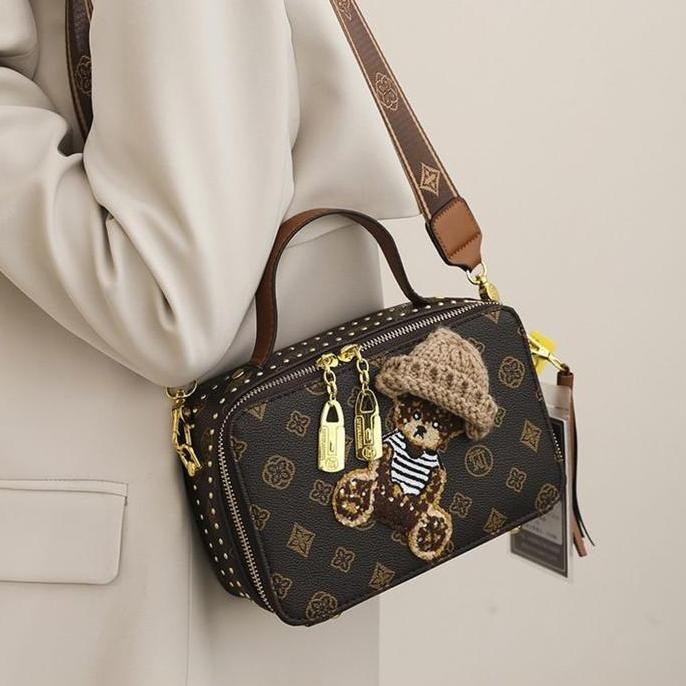 มีจําหน่าย [WS COLLE] Womens Teddy Bear Square Sling Bag Premium Fashion Korean Style Trend WS - FJ 