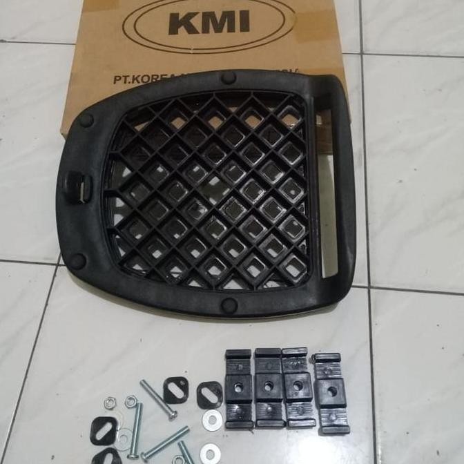 Kmi Pnp Box Coaster Givi E33/E35/E43/E45/B27/B37/B36/B32
