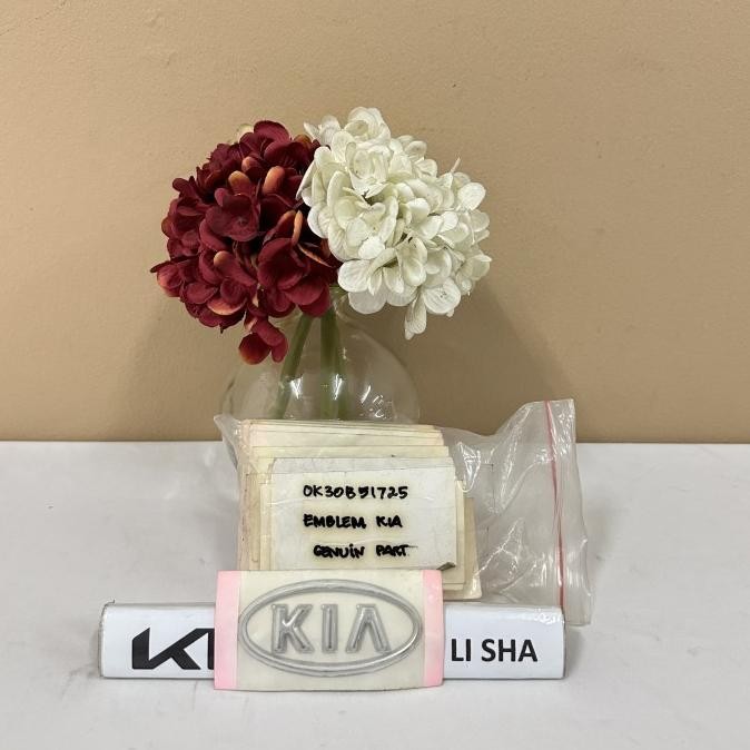 KIA EMBLEM - KIA RIO SF- อะไหล่ของแท้ KIA