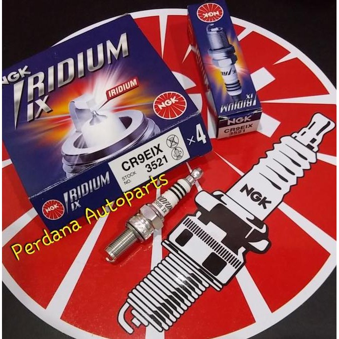 หัวเทียน Kawasaki Versys Ninja 250 Fi Z250 Z800 Z900 ZX10R ZX636 ER6N NGK