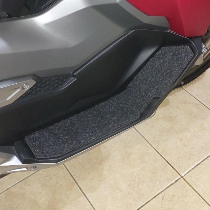 ใหม่ ที่วางเท้าพรม Steep Floor Adv 160 / พรม Mie Adv 160