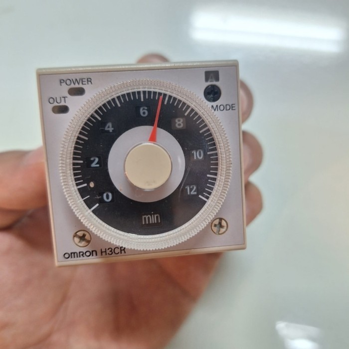 OMRON H3CR-A8 TIMER / OMRON H3CR-A8 TIMER