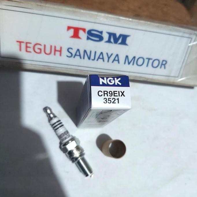หัวเทียน NGK IRIDIUM CR9EIX R15 V2 R25 MT25 MXking Xabre