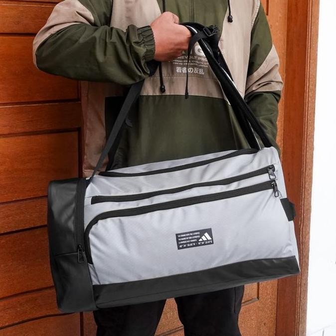 ใหม่ Adidas Hybrid Duffle Bag กระเป๋ายิมนําเข้าขนาดกลาง