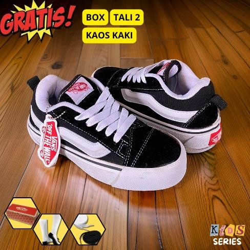 / VANS001 KNU SKOOL CHILDRENS SHOES KNU SKOOL สีดําและสีขาวรองเท้าผ้าใบรองเท้า FAT สําหรับเด็ก