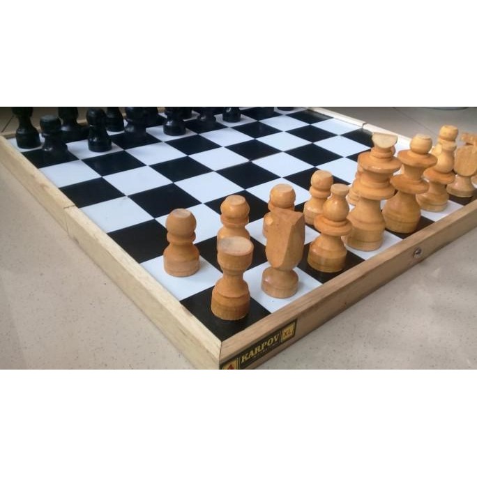 CHESS CHESS CHESS XL 40X40CM WOODEN PAWN BOARD - KARPOV