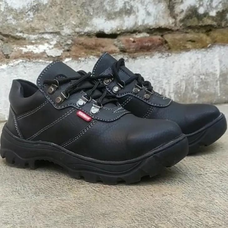 ใหม่!!! รองเท้านิรภัย slang king SKN kickers omega leather tip work work kitchen office kitchen