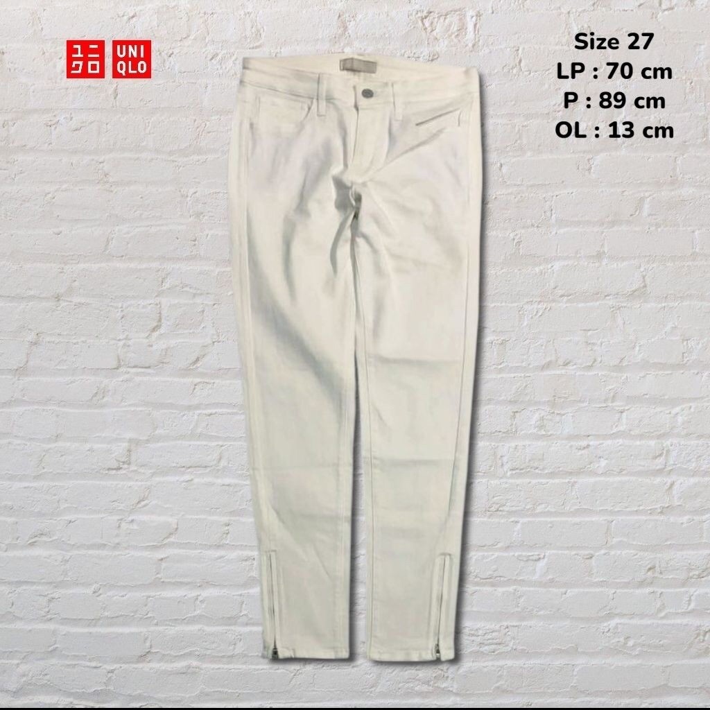 Size 26 Uniqlo White Skinny fit Longpants Jeans C2J90