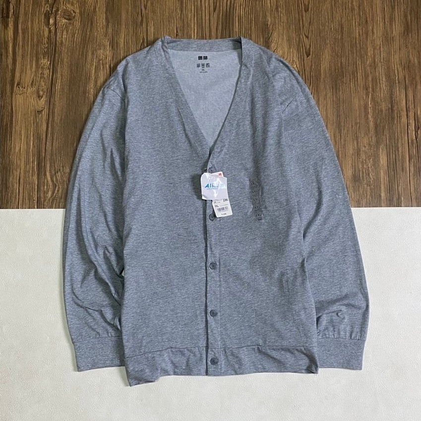 UV AIRISM CARDIGAN**